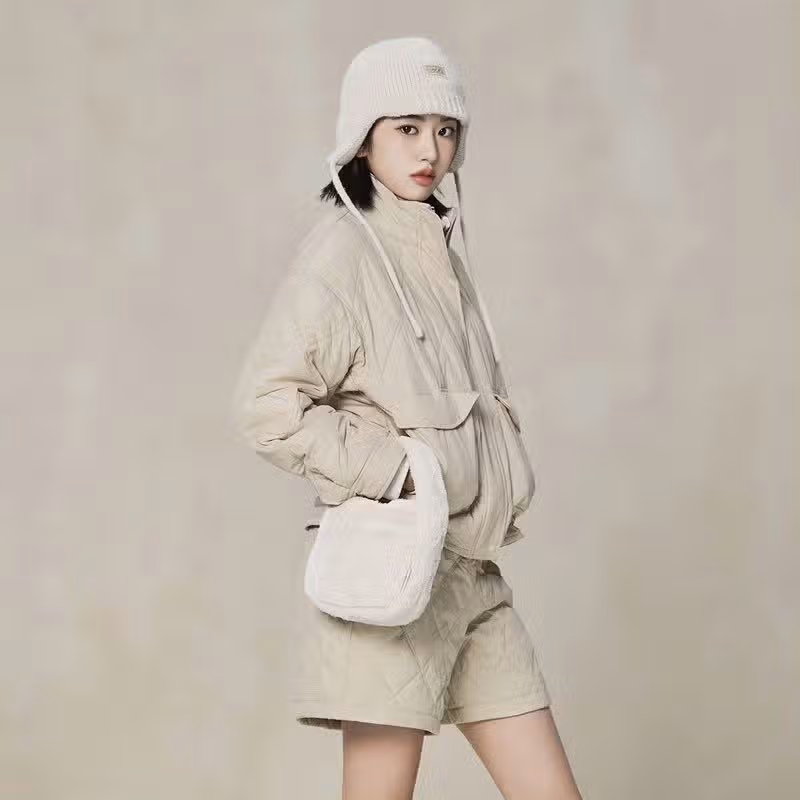 안유진 x 네파 2024 FW 화보