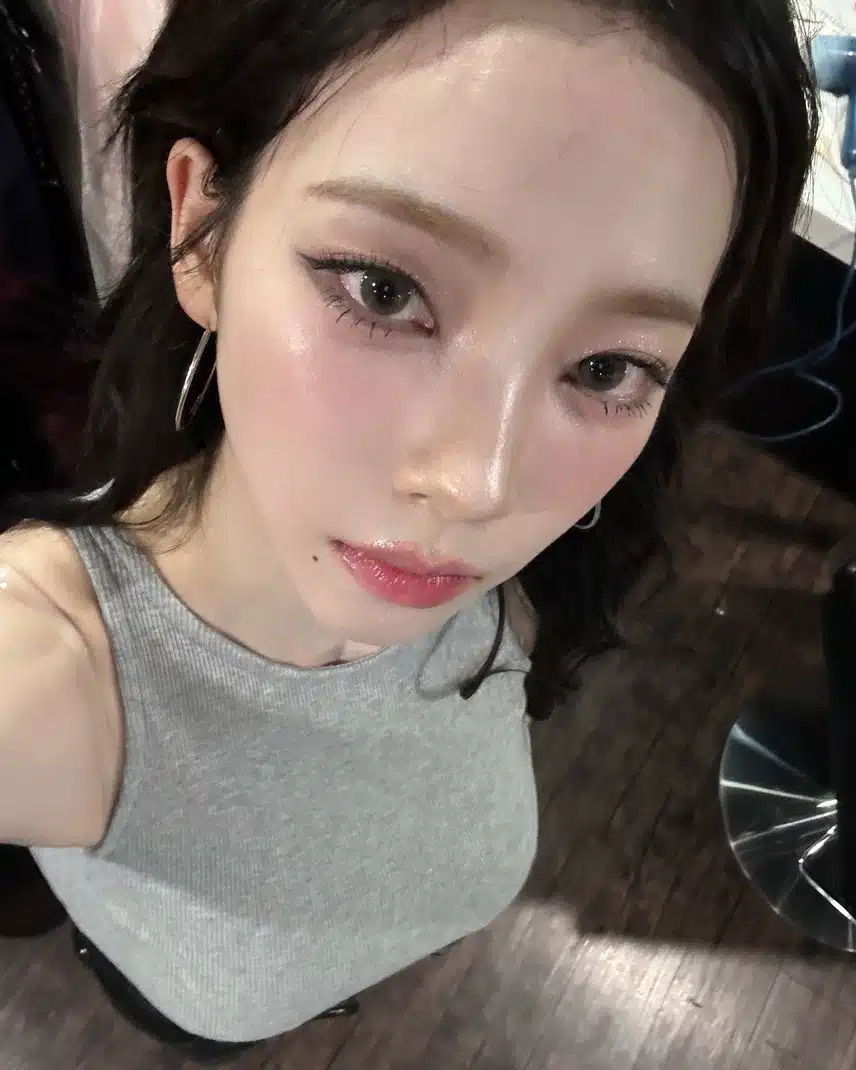 카리나 셀카