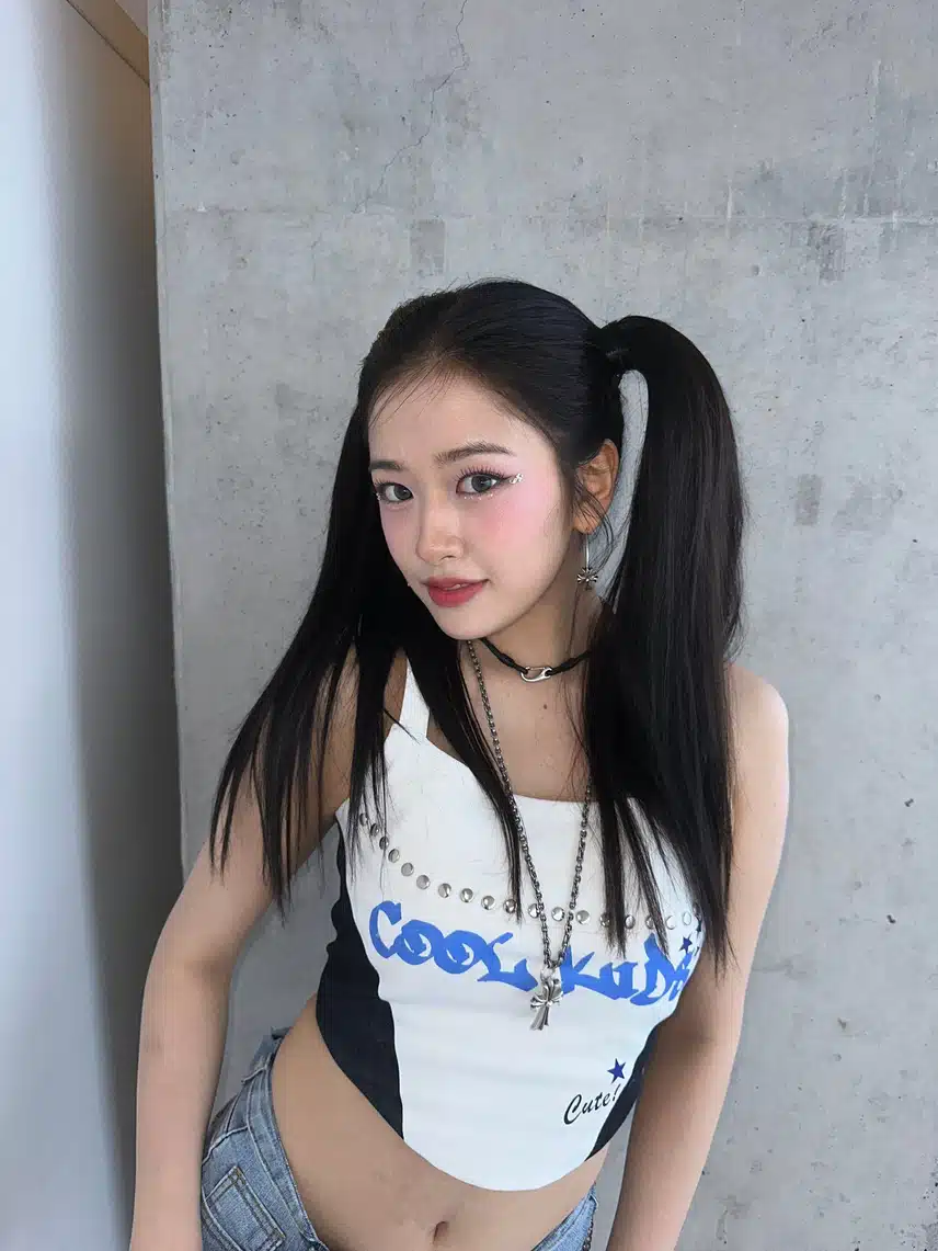 양갈래 안유진 귀엽고 핫함