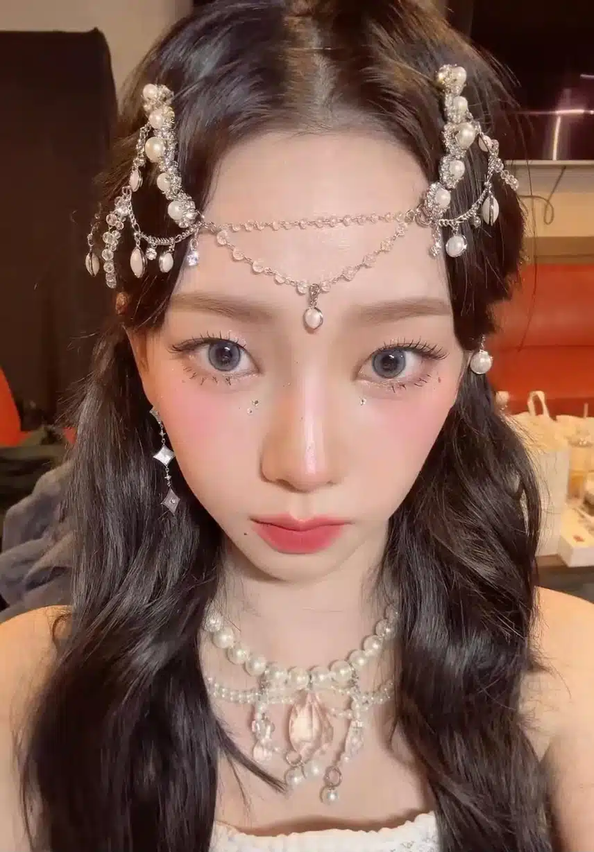 오늘자 미쳐버린 카리나 미모