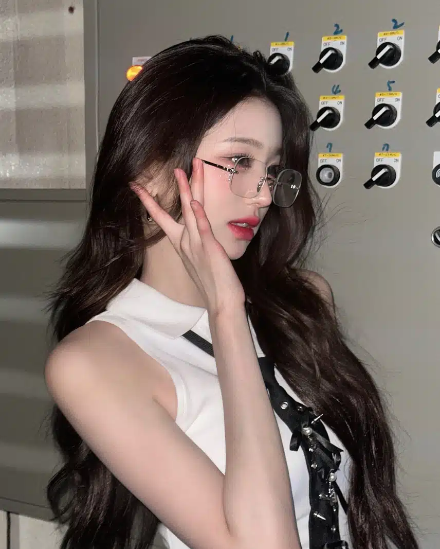 장원영은 긱시크 컨셉도 잘어울려요