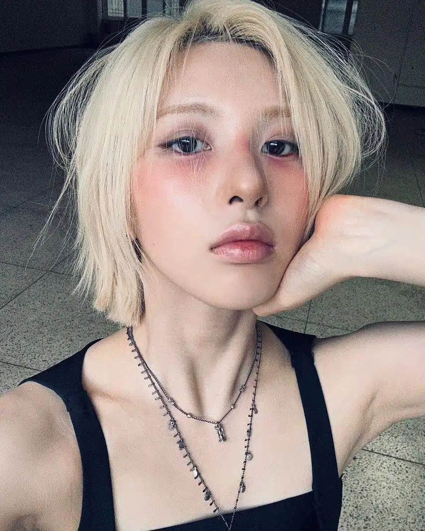 금발 배이 걸크러시