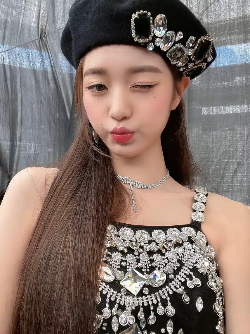 베레모도 잘어울리는 장원영