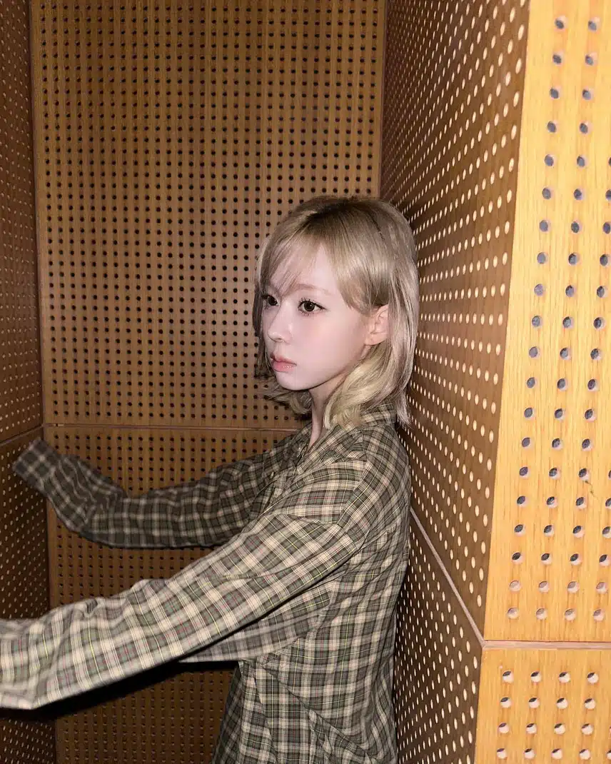 에스파 윈터 Golden Girl (인스타업뎃)