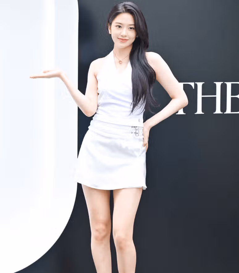 클리오 신제품 출시 기념 포토콜 아이브 안유진