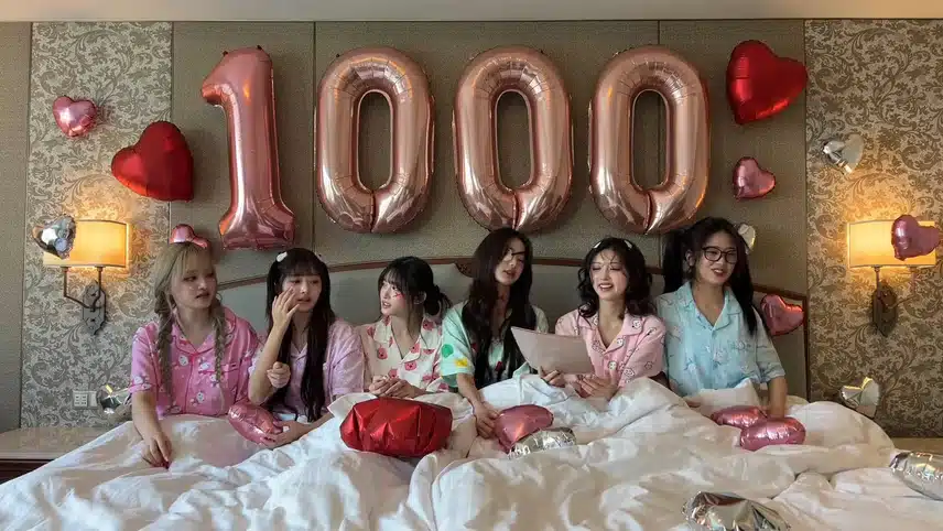 아이브 데뷔 1000일 D-1 파자마 파티 라이브중