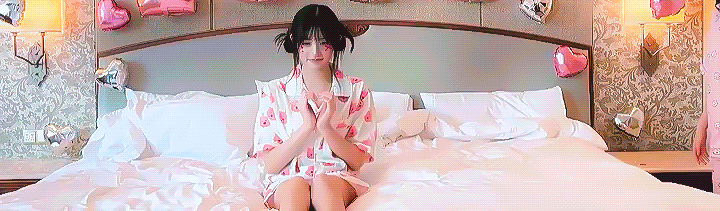 아이브 데뷔 1000일 기념 영상 움짤로 보기! 