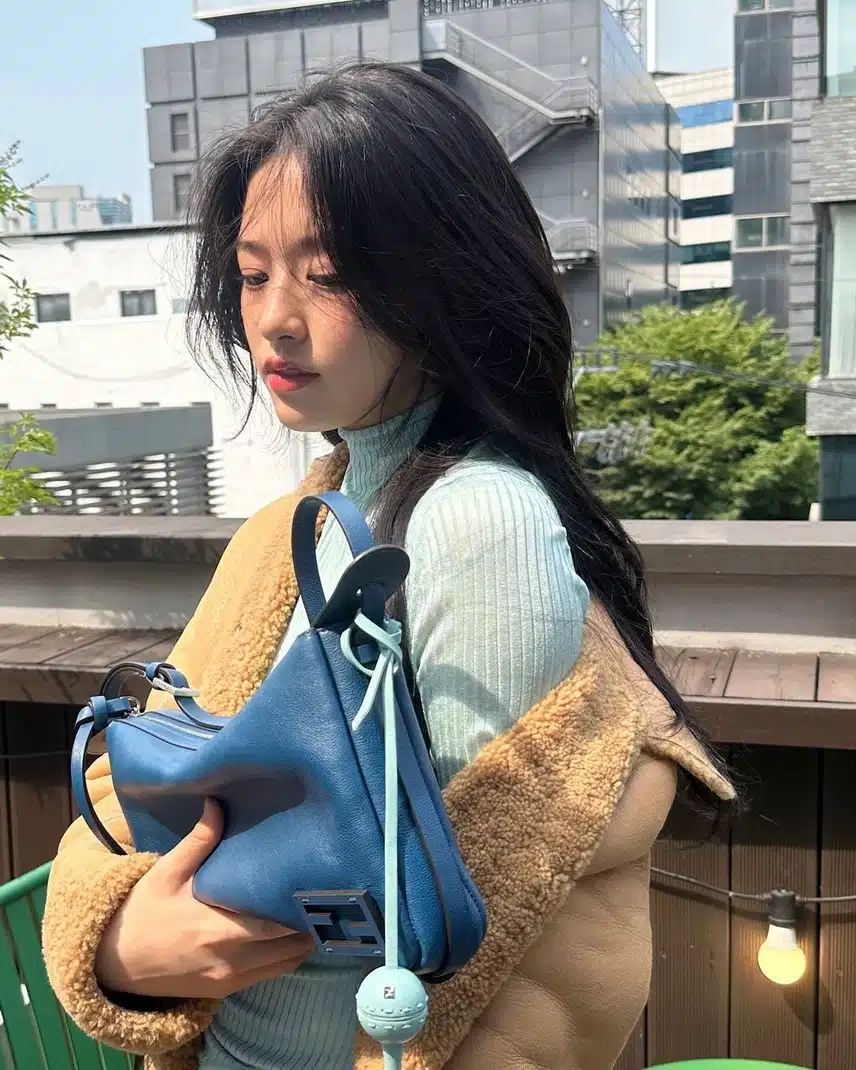 안유진 인스타 업뎃 (feat.엔믹스 앨범 선물)