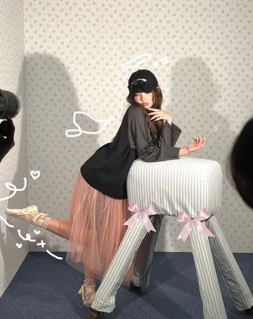 레이 인스타 넘 키치하구 귀엽고..