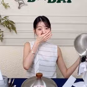가을이가 골라준 소고기 보고 너무 좋아하는 원영이