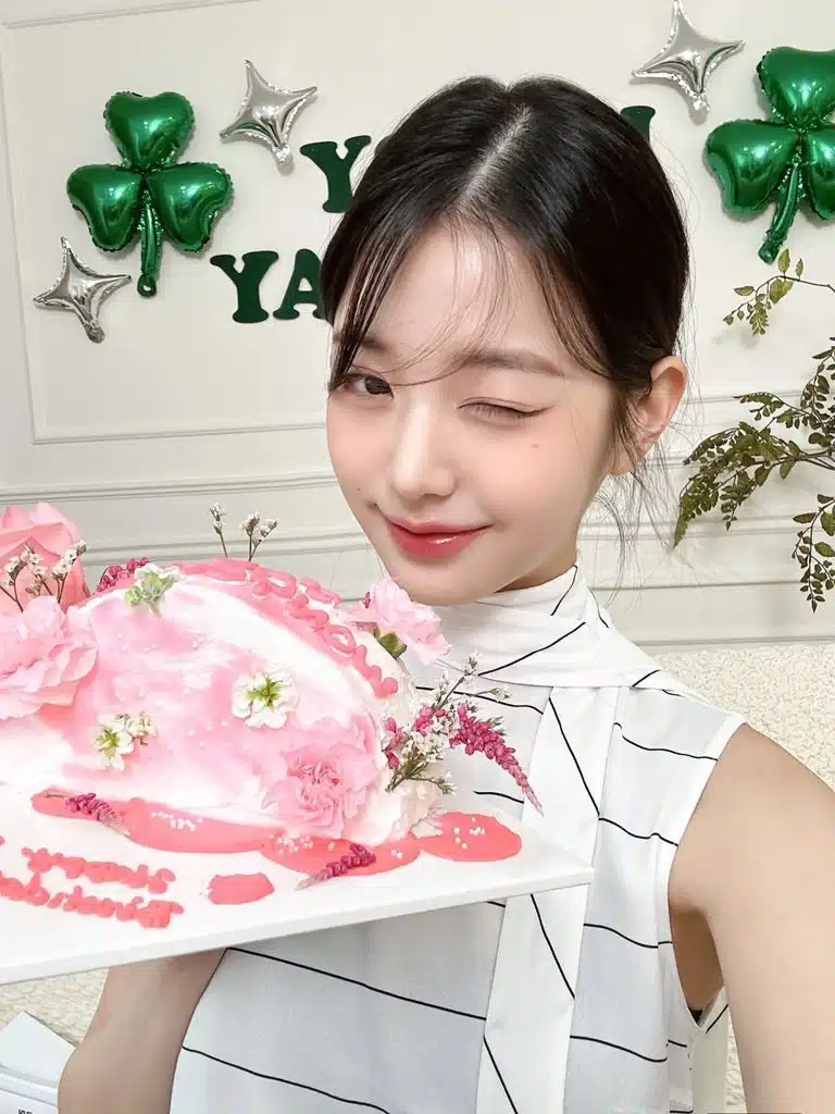 럭키비키 생축🎂🍀🍀