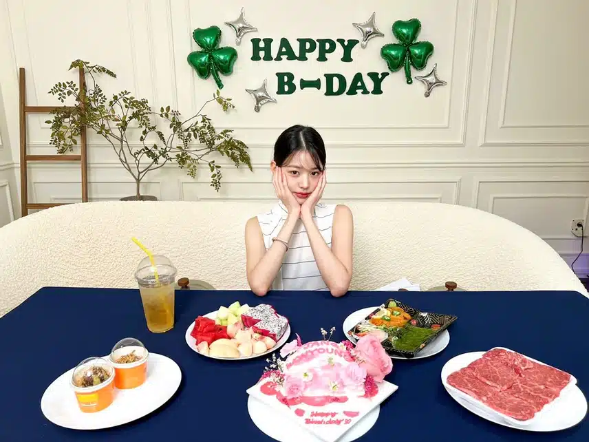 럭키비키 생축🎂🍀🍀
