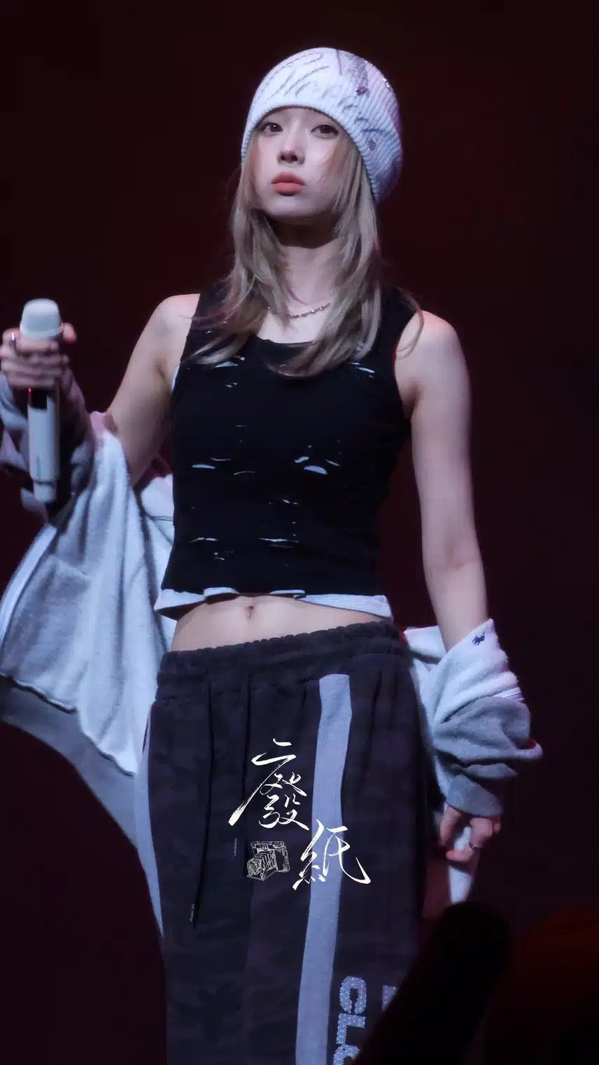 윈터 핫걸 스타일링🖤