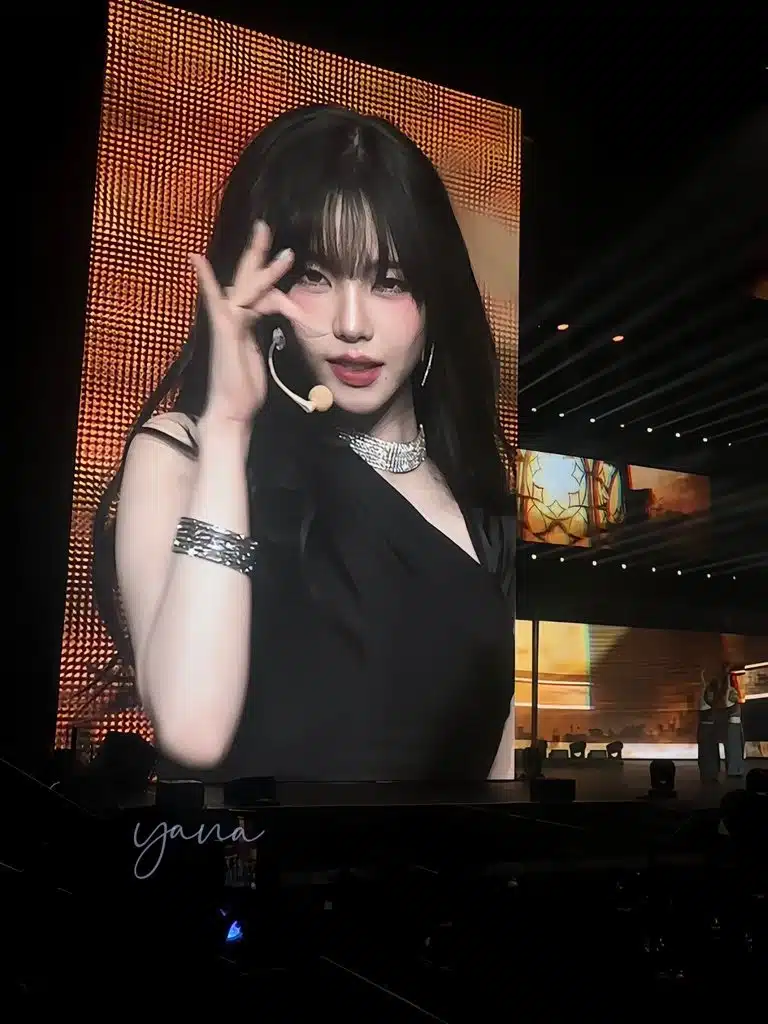 그래도 유지민은 블랙🖤