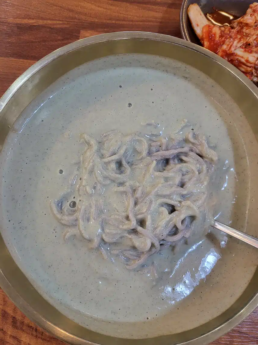 서리태 콩국수 
