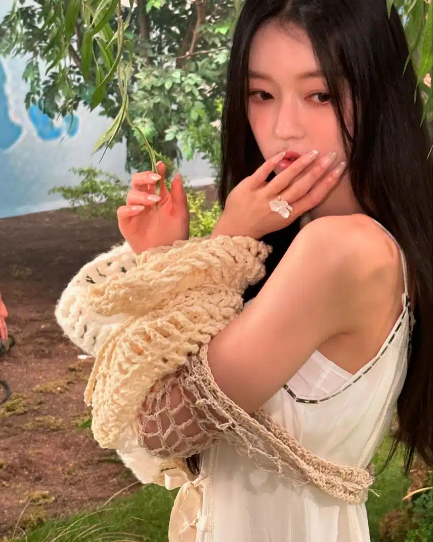오마이걸 유아 인스타 업로드