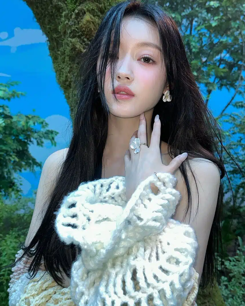 오마이걸 유아 인스타 업로드