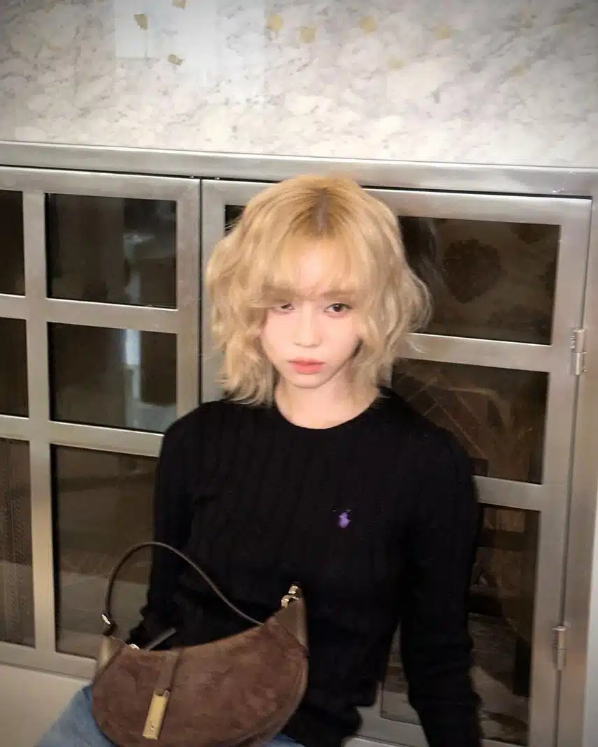 윈터의 랄프로렌 니트 착장
