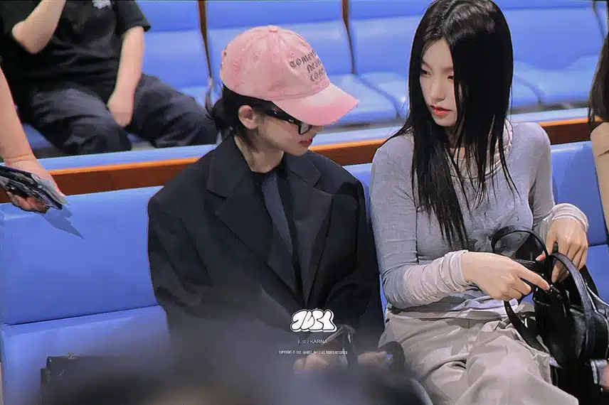 공항에서 우연히 있지예지 만난 카리나