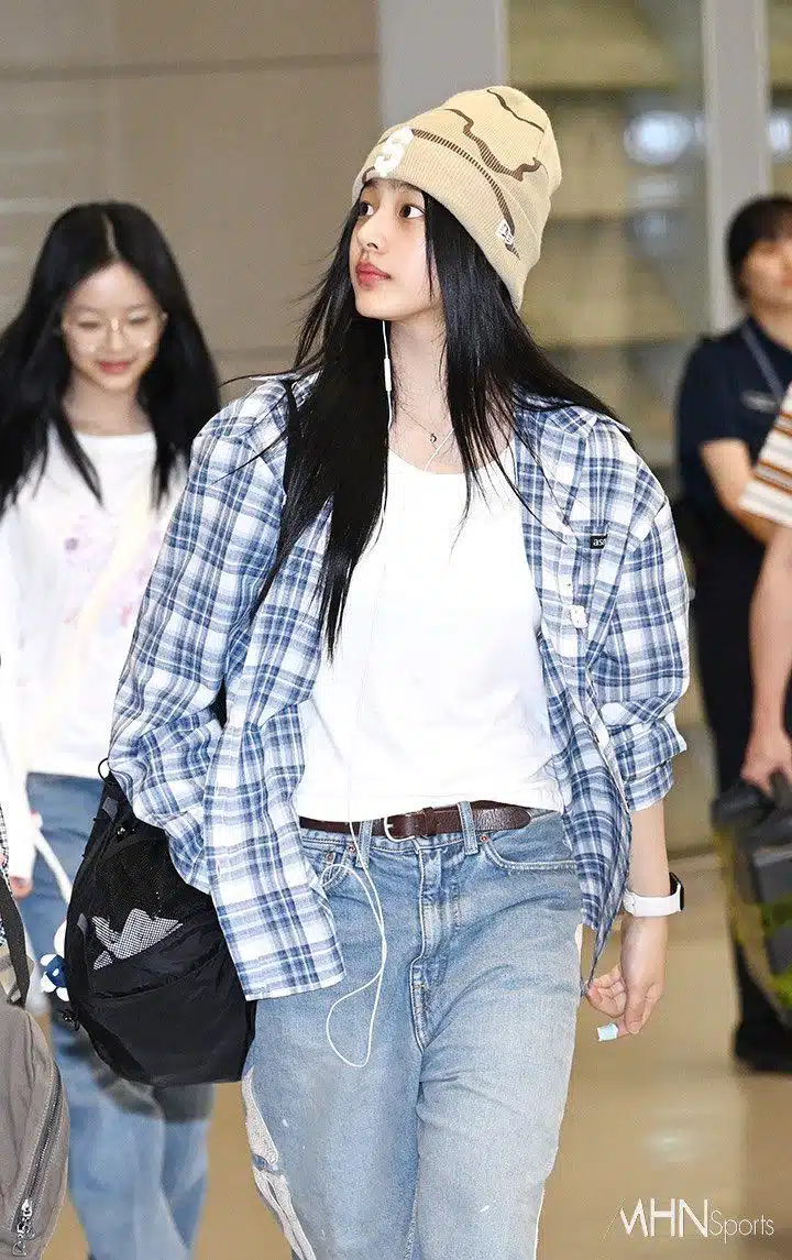 민지 민낯×사복 조합 멋짐🫶