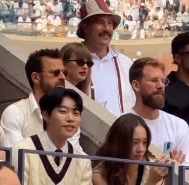 크리스탈과 류준열이 뉴욕에서 함께 포착된 이유?!