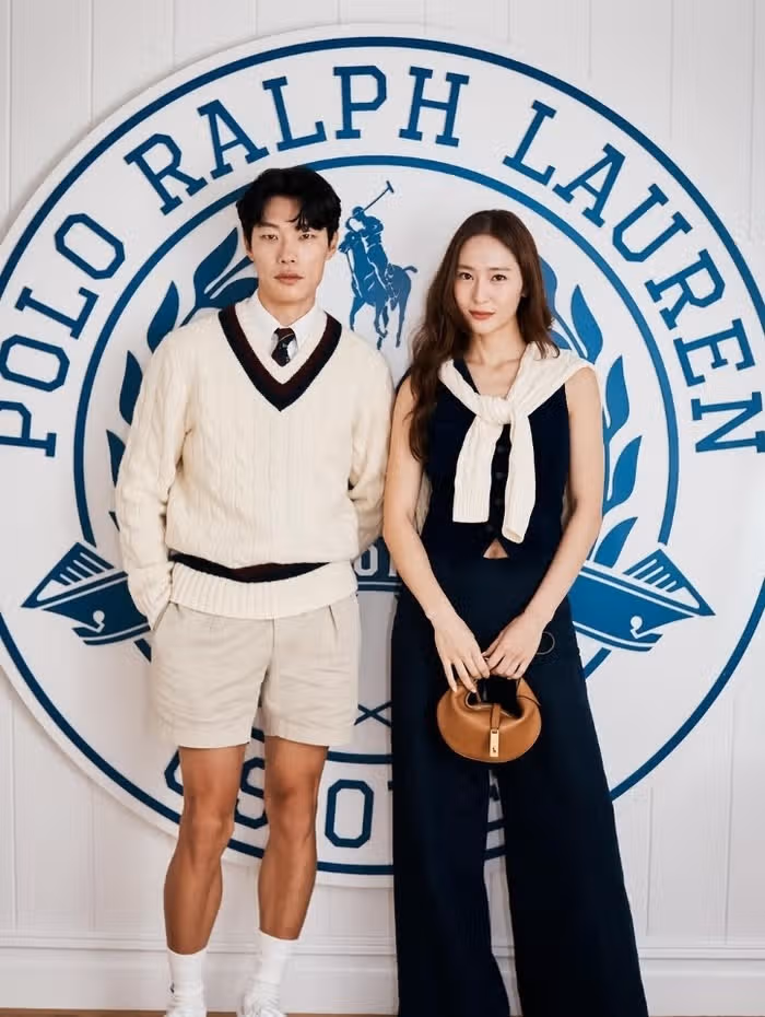 크리스탈과 류준열이 뉴욕에서 함께 포착된 이유?!