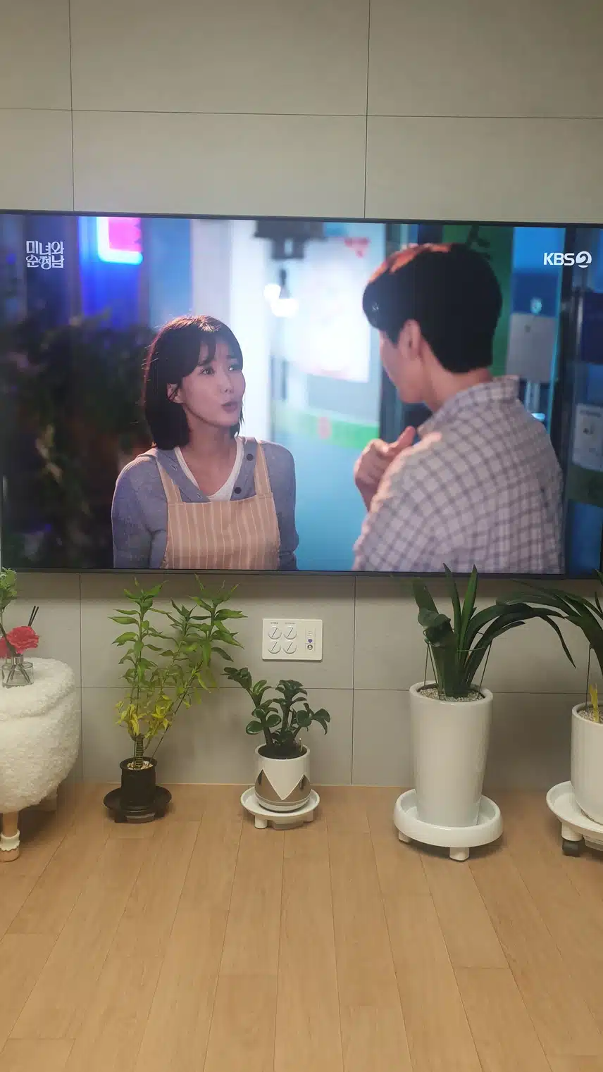 필승이와 도라의 행복한 모습