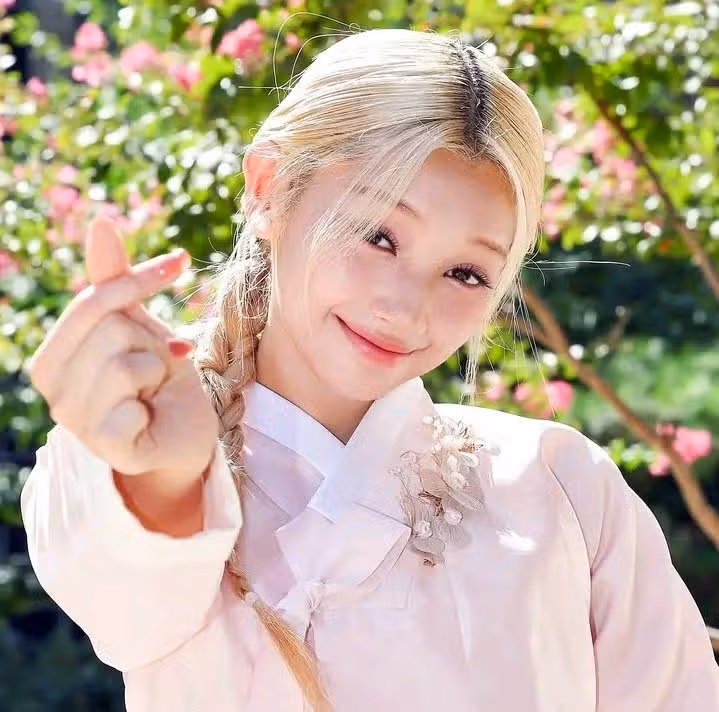CHUSEOK HOLIDAYS❤️ UNIS GEHLEE
