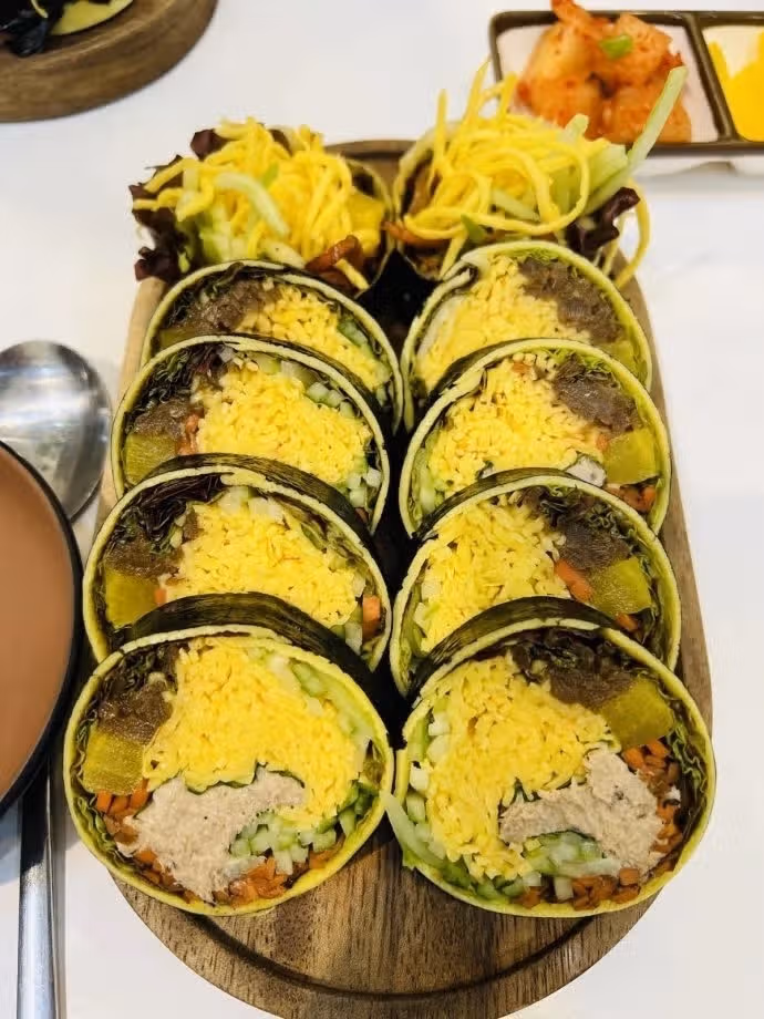 한줄 9000원짜리 김밥