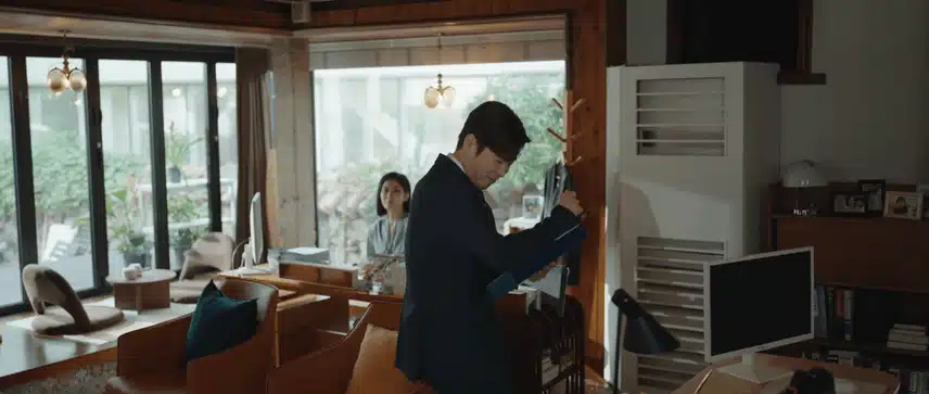 전은호 변호사도 알게 모르게 정들었었나 봐요