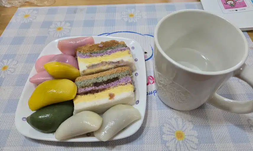 바람떡. 무지개떡