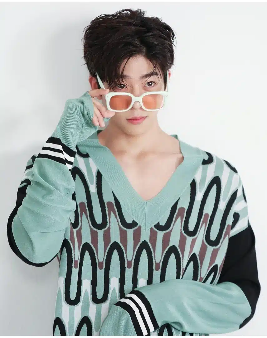 보고싶은 채종협 ❤️🧡💛💚💙💜❤️