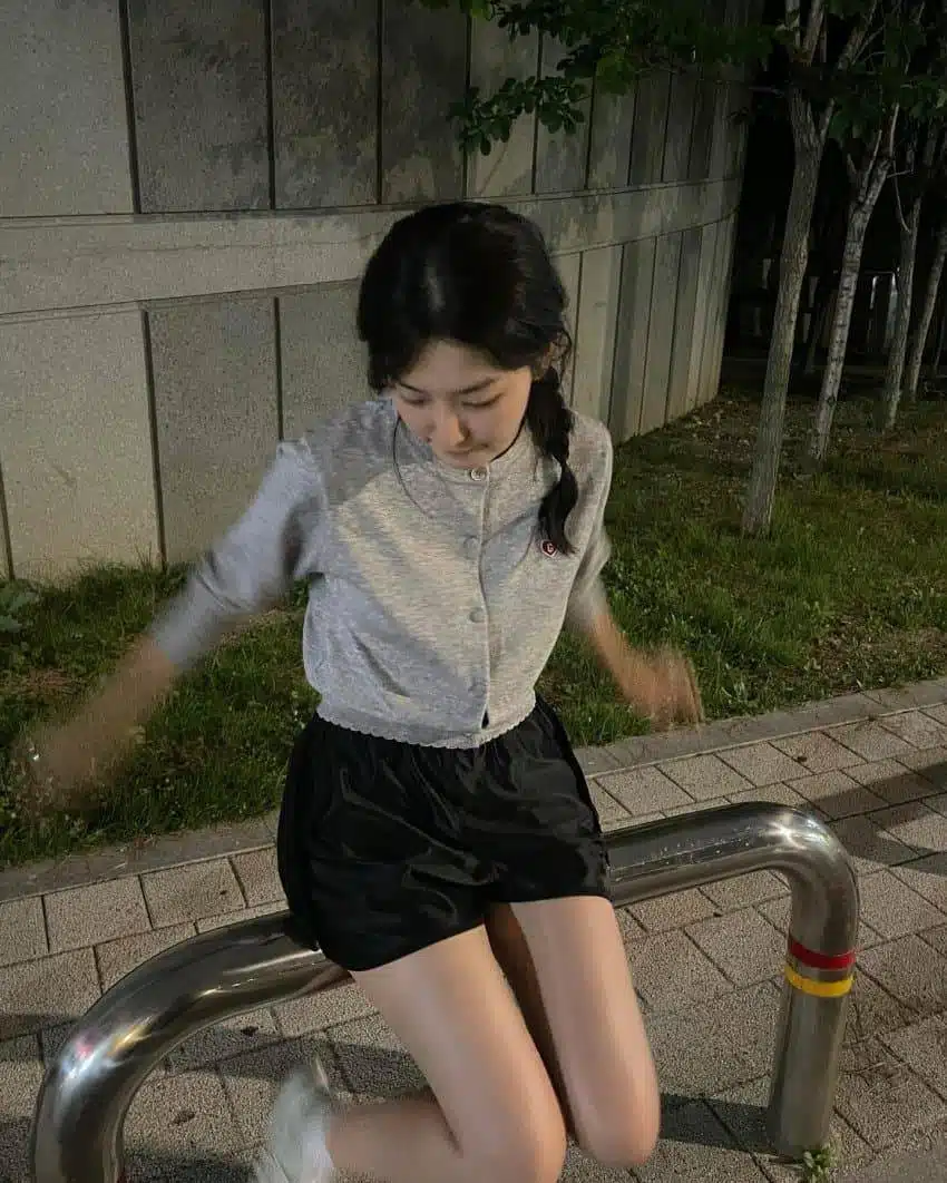 레드벨벳 슬기, 인스타 업뎃 (feat 도쿄갔다와서 그림그림)