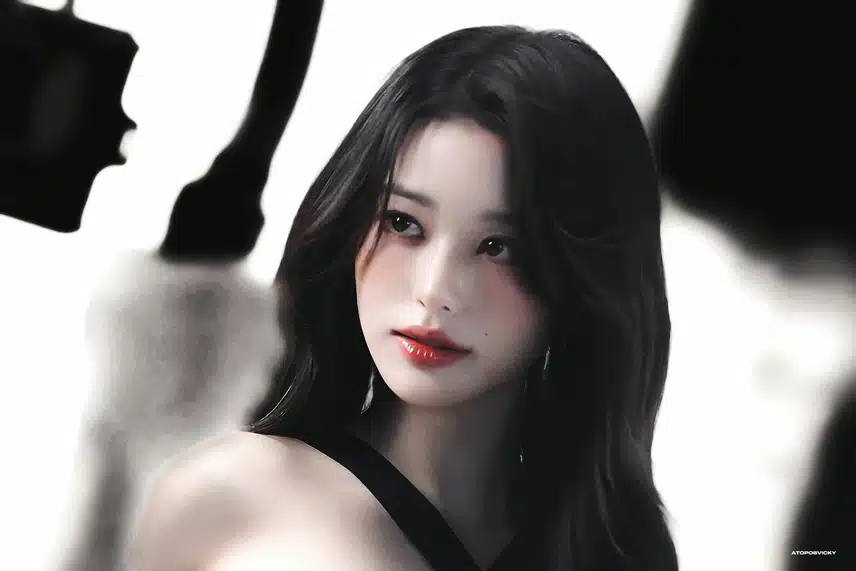 고급진 분위기의 장원영