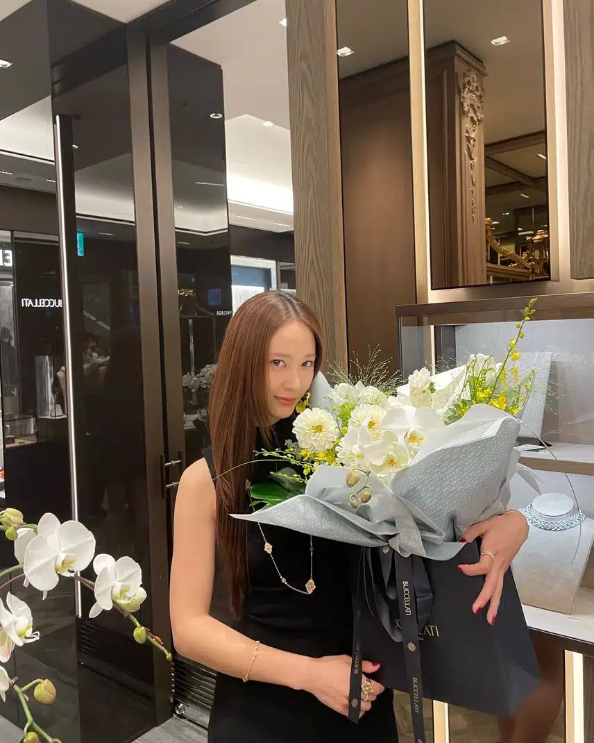 누가꽃인거야? 수정아