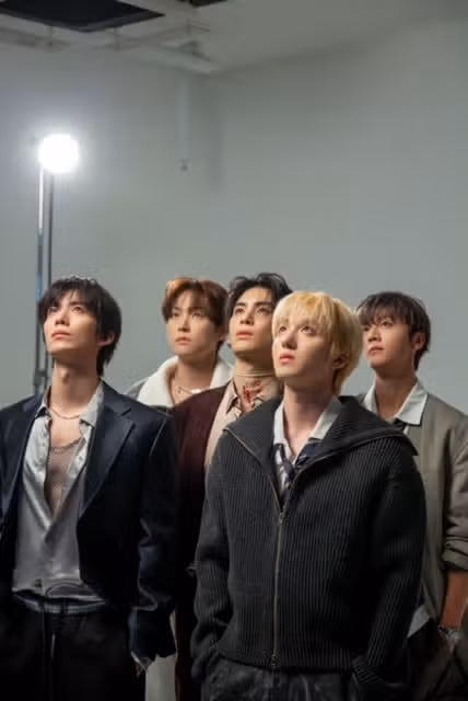 Họa báo của 5 thành viên SF9 đã xuất hiện~