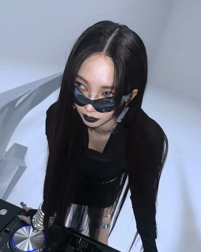 카리나 위플래시 촬영현장 인스타 업로드