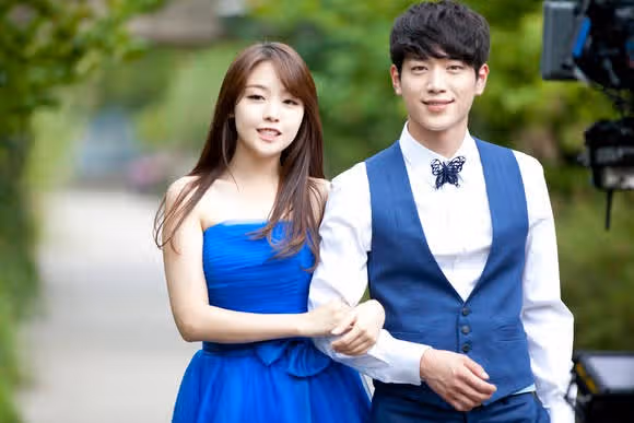 민아·서강준 출연한 삼성 웹드라마 '최고의 미래', 조회수 1천만건 돌파