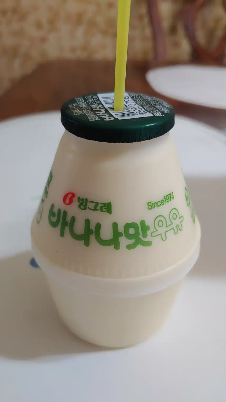 왜 빨대로 먹어야 더 맛있죠? 