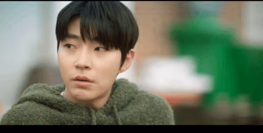 싸우는 해준과 산하