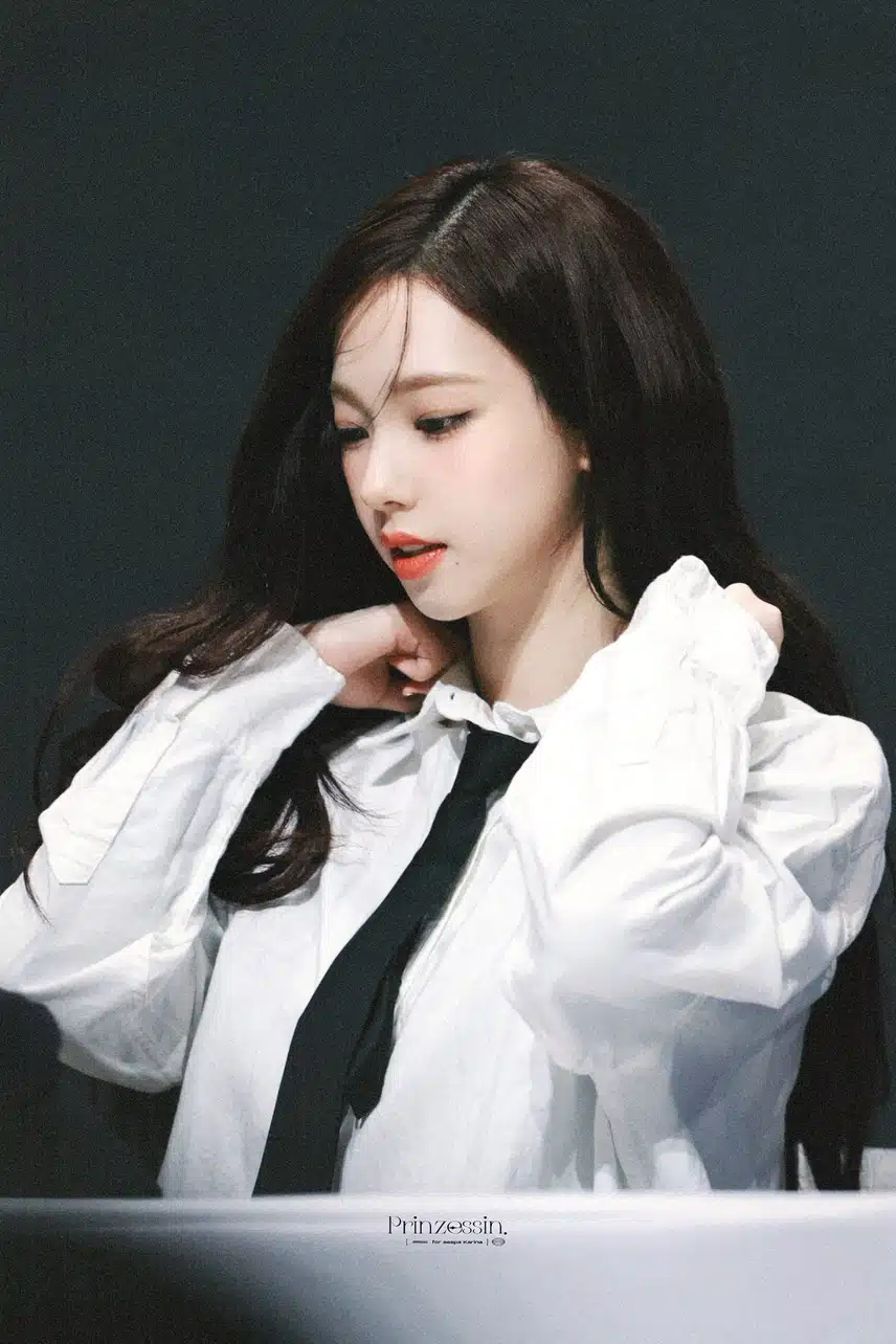 😎넥타이 매는게 이렇게까지 멋있을일인가요