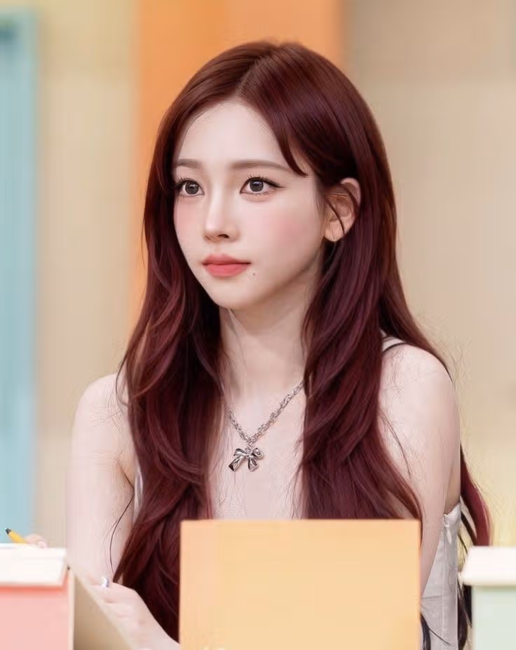 카리나 얼굴 빚은거 아닌가요? 신이?? 얼굴형이 어쩜 😍