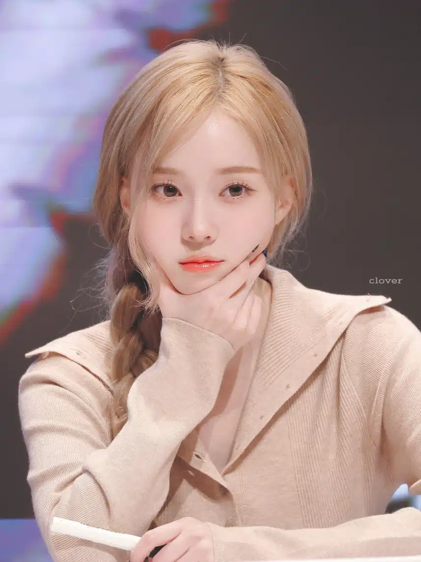 머리카락이 다시 길어진 에스파 윈터