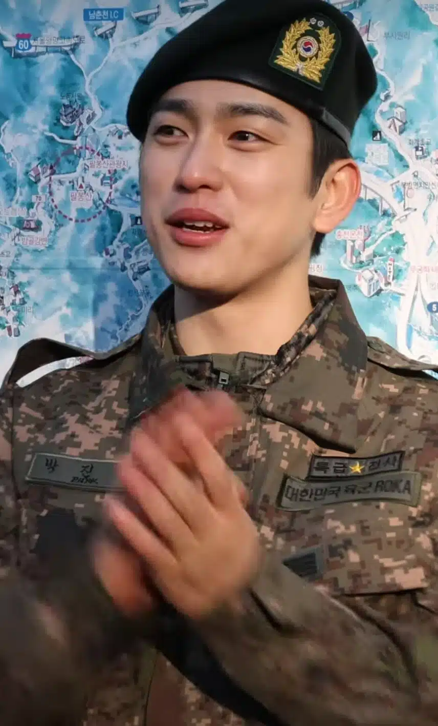 갓세븐 박진영 드뎌 제대했어요. 녕탱구리 축하축하