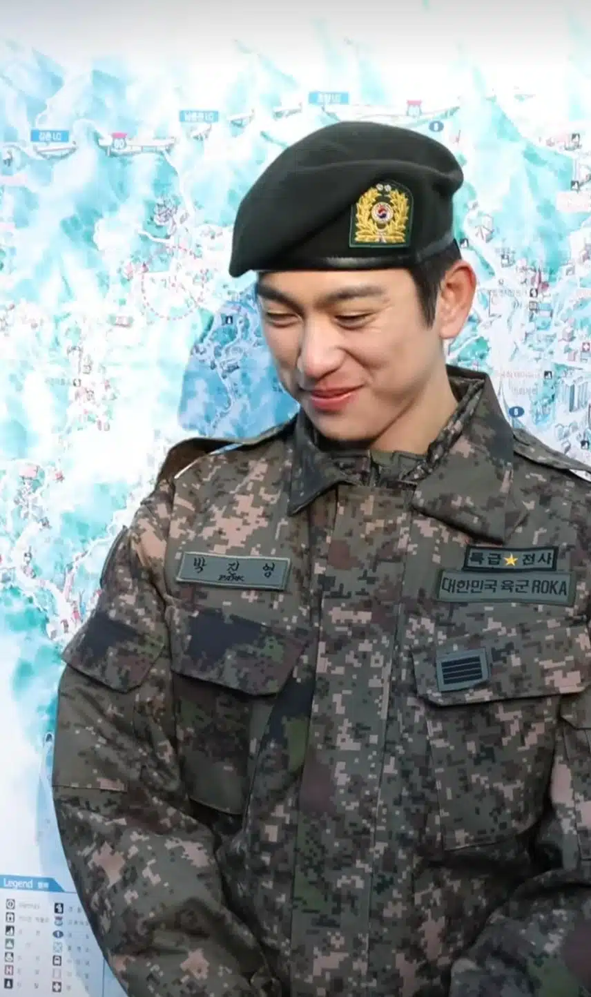 갓세븐 박진영 드뎌 제대했어요. 녕탱구리 축하축하