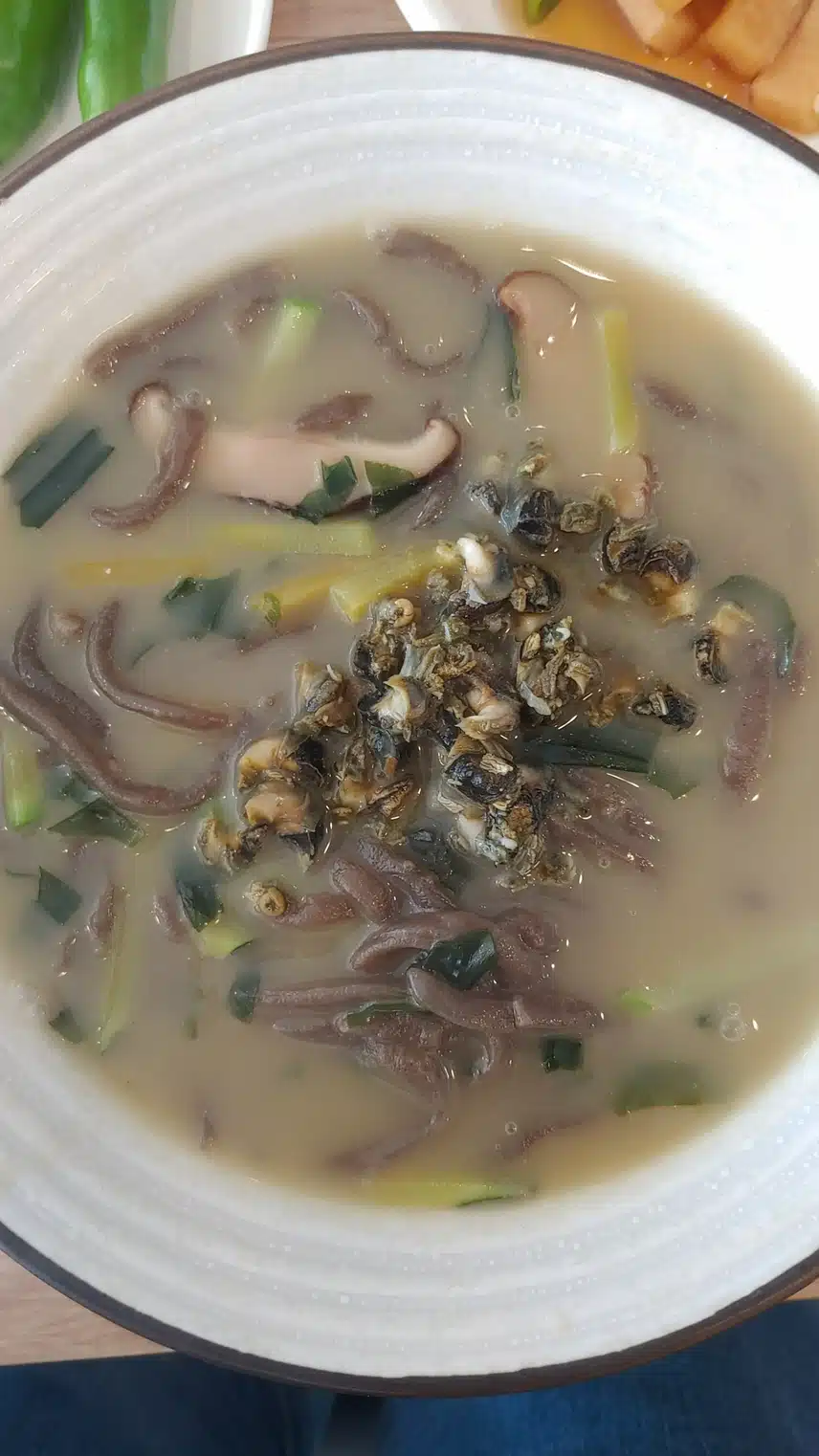 보말톳 칼국수 