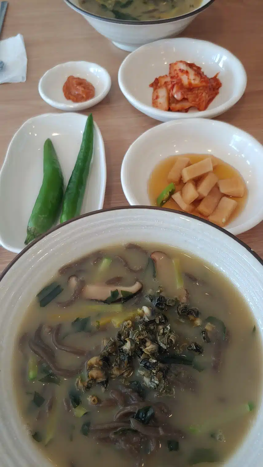 보말톳 칼국수 