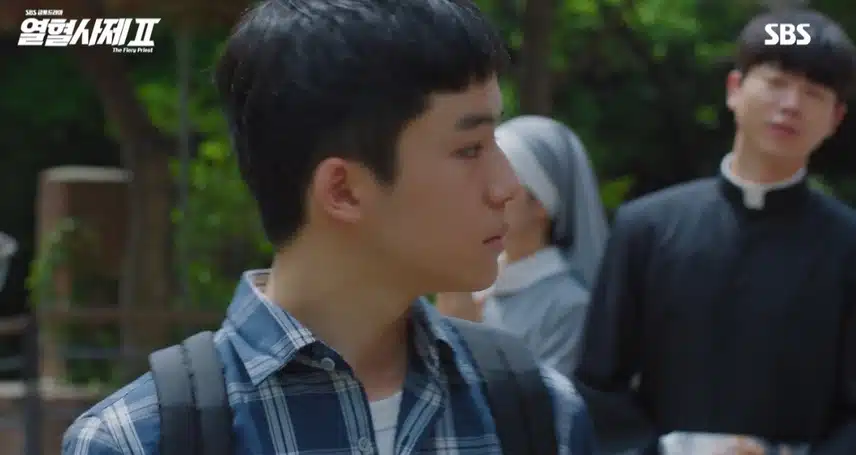 상연이 마약중독 시초로 사건파헤치는 해일신부 멋져요