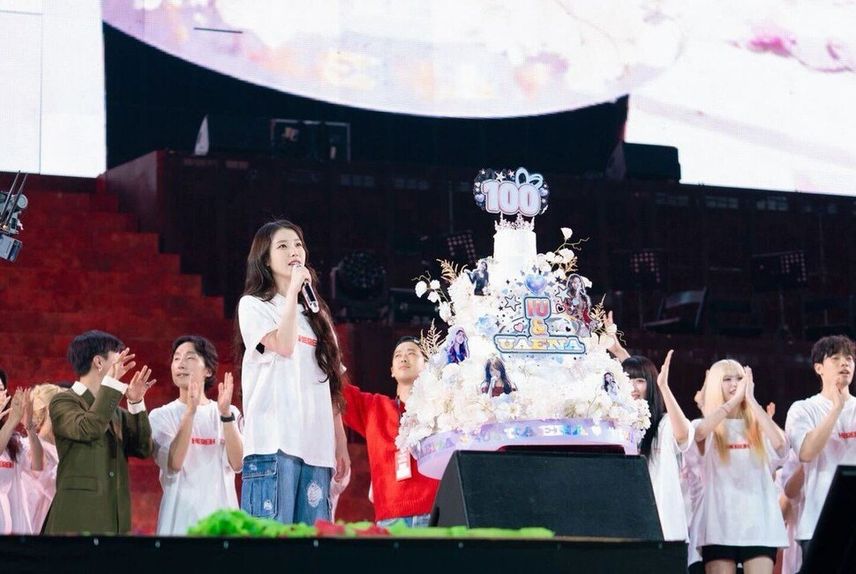 ‘아이유의 경쟁자는 아이유’뿐!!