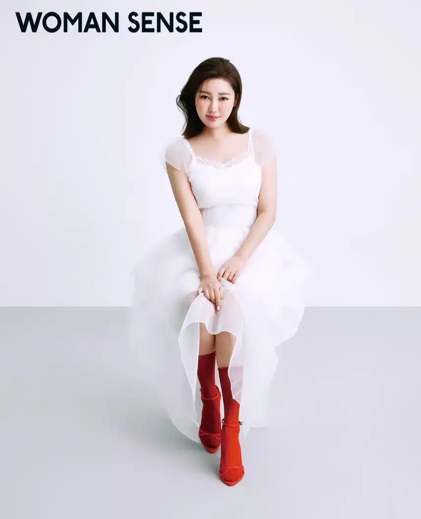 가인님 우먼센스 화보입니다.